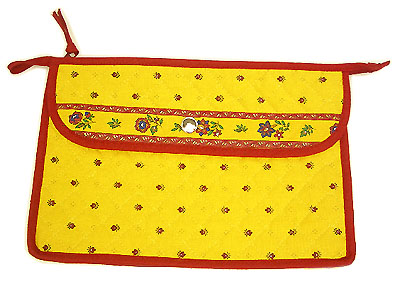 Provence pattern Cosmetics Bag (Calissons. yellow x red) - Click Image to Close